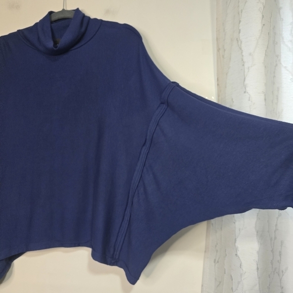 We The Free Free People Alameda Blue dolman sleeves oversize stretchy top - Picture 11 of 16